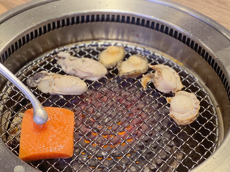 【台中北屯美食】本格和牛燒肉放題和牛吃到飽,超強自助吧朋友家庭聚餐IG打卡/菜單 - 第20張圖 1-4 F_IMG_1673