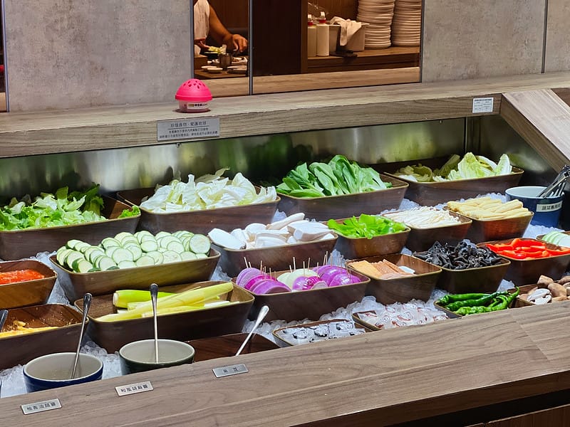 【台中北屯美食】本格和牛燒肉放題和牛吃到飽,超強自助吧朋友家庭聚餐IG打卡/菜單 - 第4張圖 1-2 F_IMG_1659