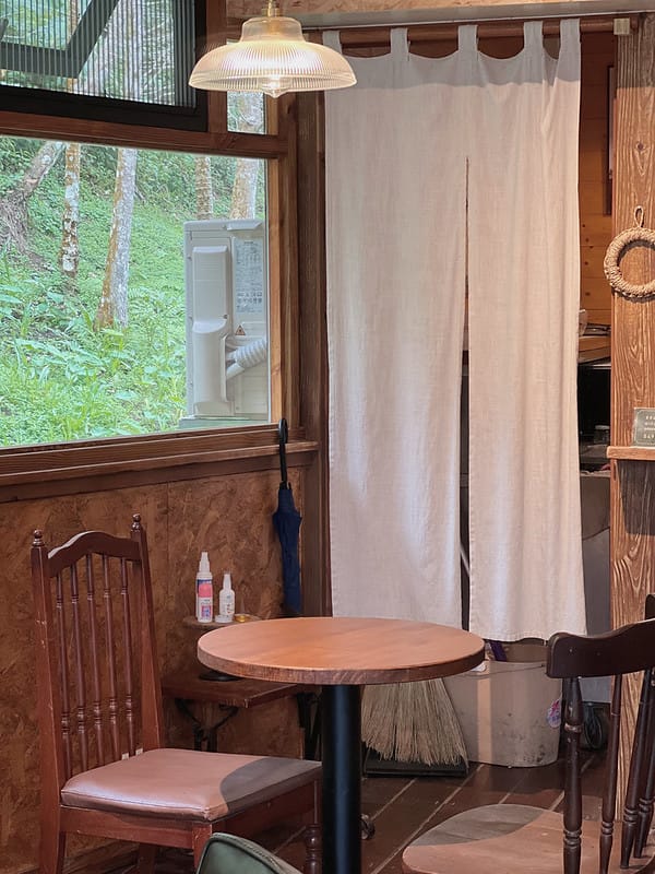 【南投美食】金井珈琲Kanei coffee日月潭周邊 魚池山中秘境咖啡廳,絕美日式昭和風 - 第6張圖 1-2 F_IMG_8873