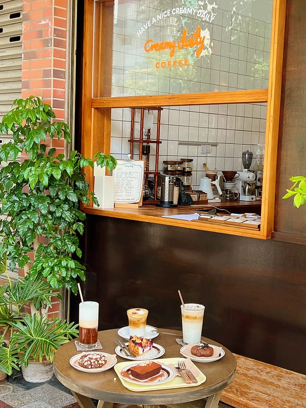 【台中南屯美食】CREAMY DAILY CAFE超可愛韓系咖啡廳,下午茶軟餅乾 豐樂公園櫥窗IG打卡/菜單 - 第13張圖 1-3 F_IMG_6806