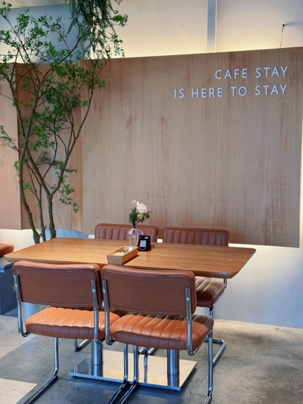 【桃園美食】CAFE STAY║質感玻璃咖啡廳，熱壓可頌/咖啡 推薦❤