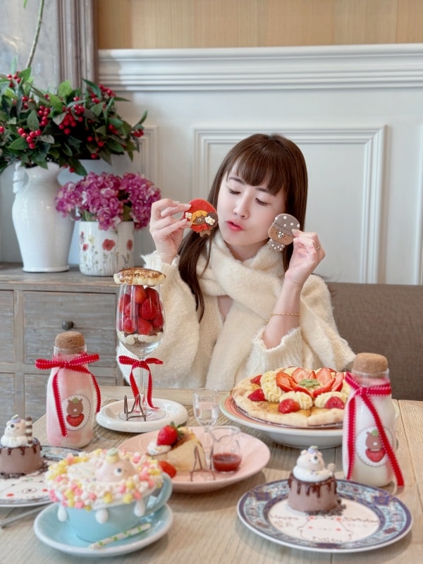 【台中美食】雛菊見DAISY HOUSE║浮誇系甜點/草莓季必吃/壽星送蛋糕❤