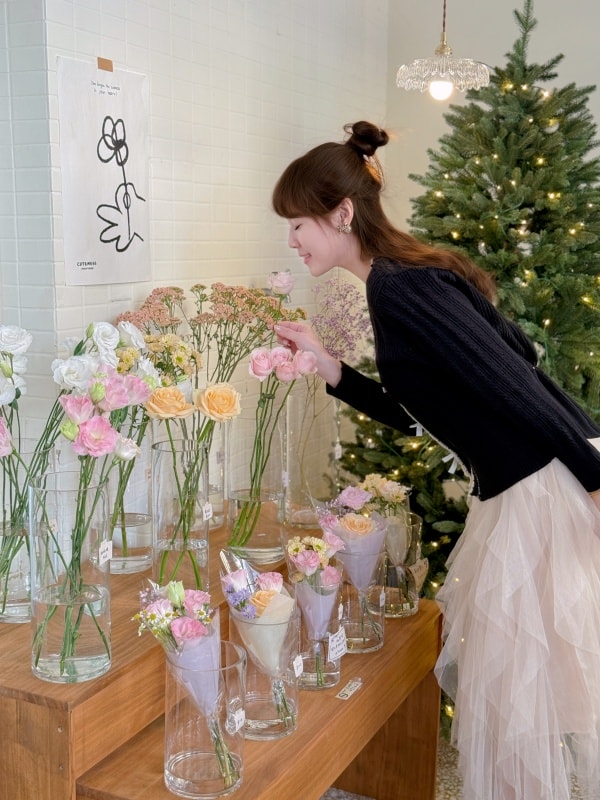 【台中美食】Cuteness Overload 鮮花咖啡║韓系質感甜點/吐司/熊熊瑪德蓮❤